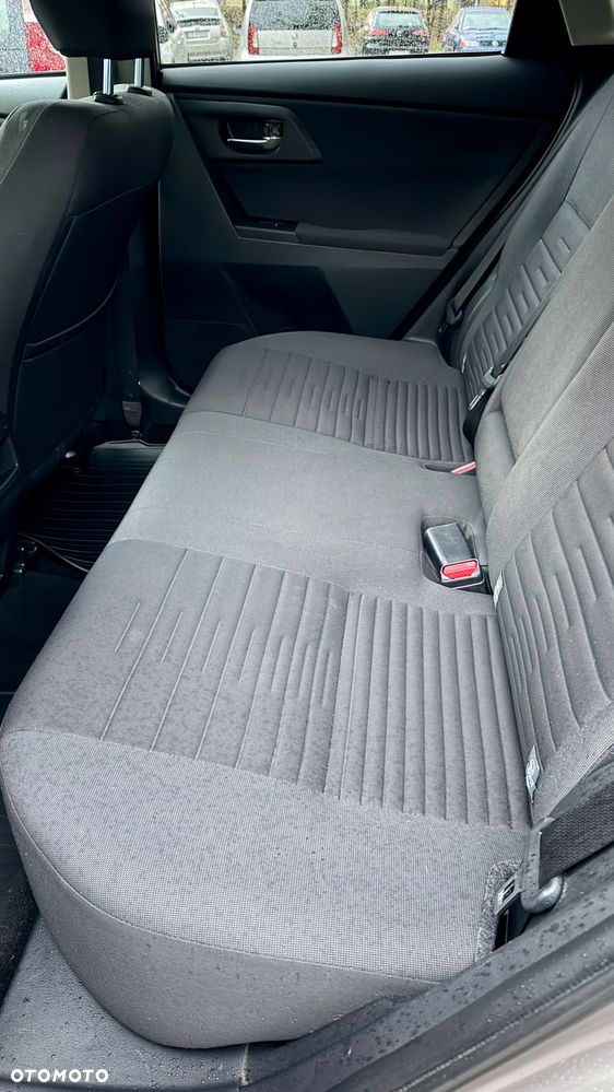Toyota Auris 1.6 Comfort - 23