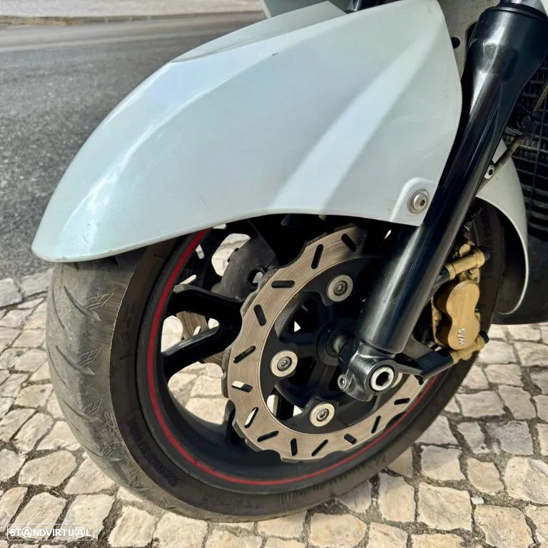 Sym MAXSYM 600 - 31