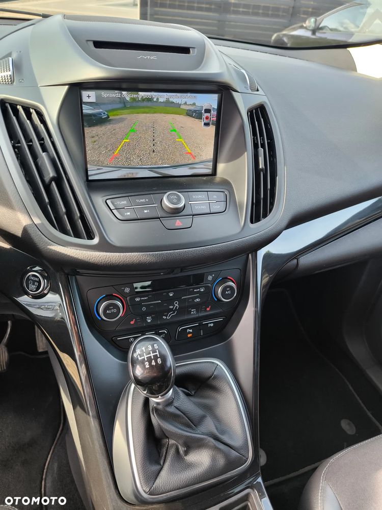 Ford Kuga - 17
