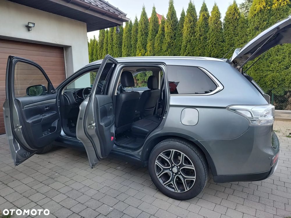 Mitsubishi Outlander 2.2 DID Intense + 4WD - 13