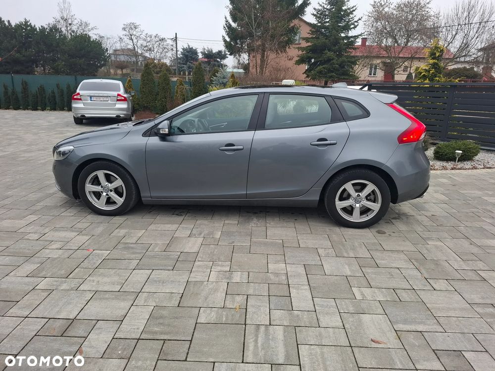 Volvo V40 T2 You - 5