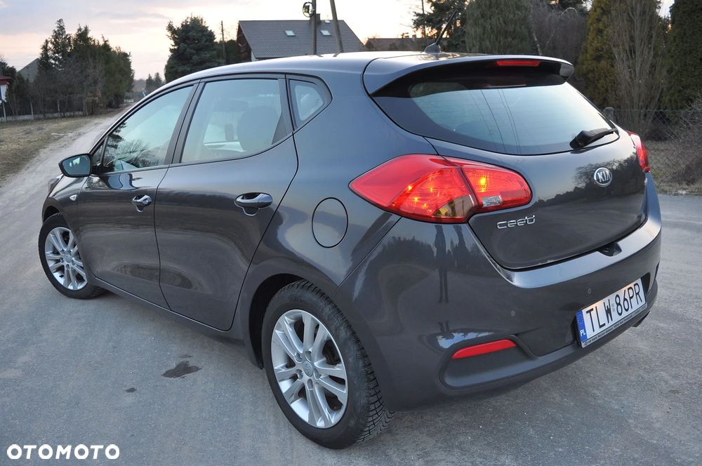 Kia Ceed 1.6 CRDi 128 Spirit - 8