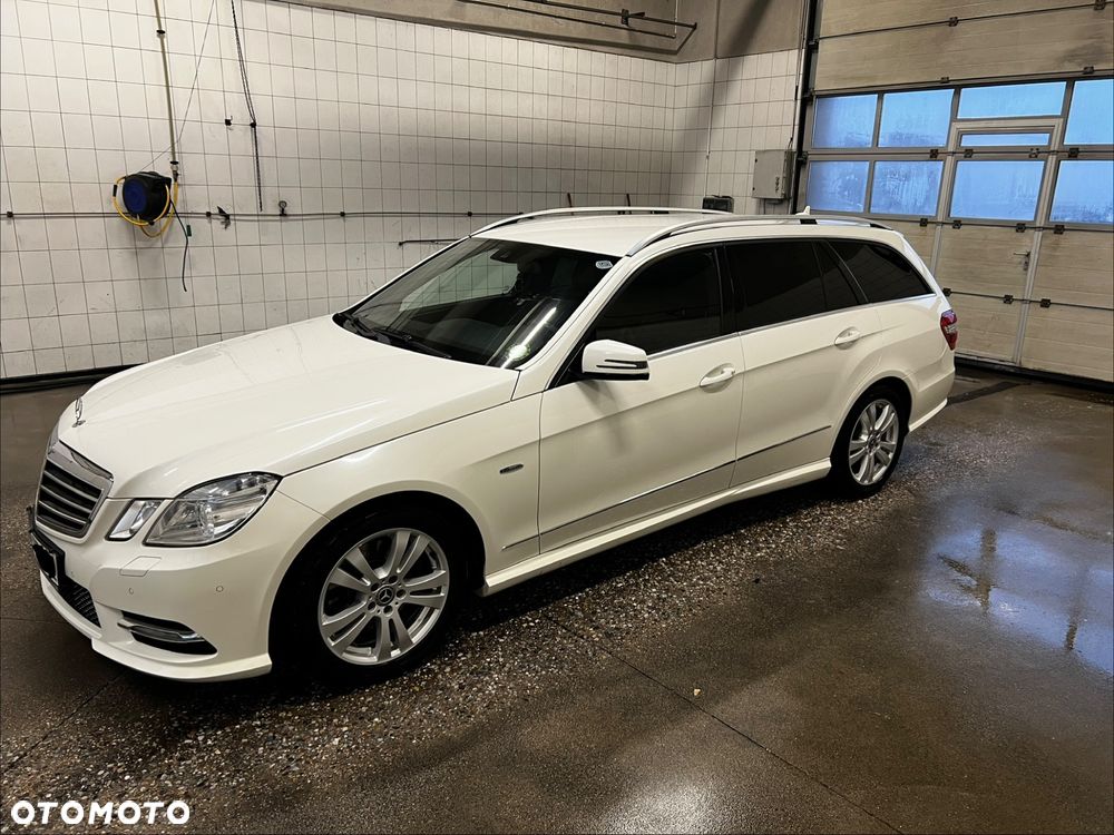 Mercedes-Benz Klasa E 250 CDI DPF BlueEFFICIENCY Automatik Avantgarde - 32