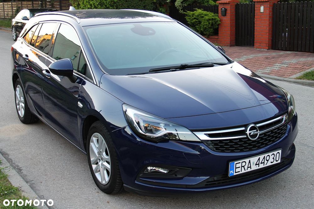 Opel Astra - 2