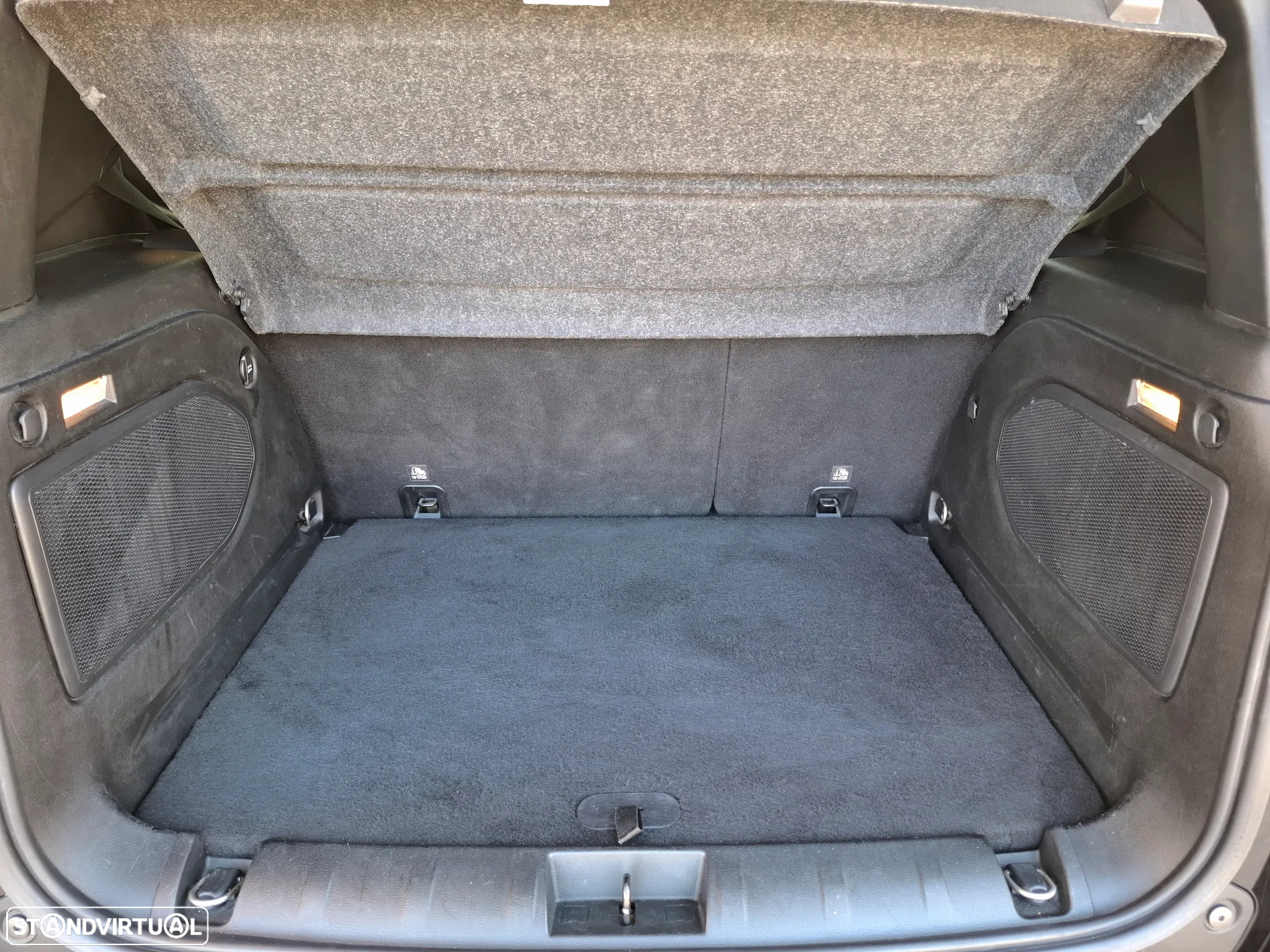 Jeep Renegade 1.6 MJD Limited - 18