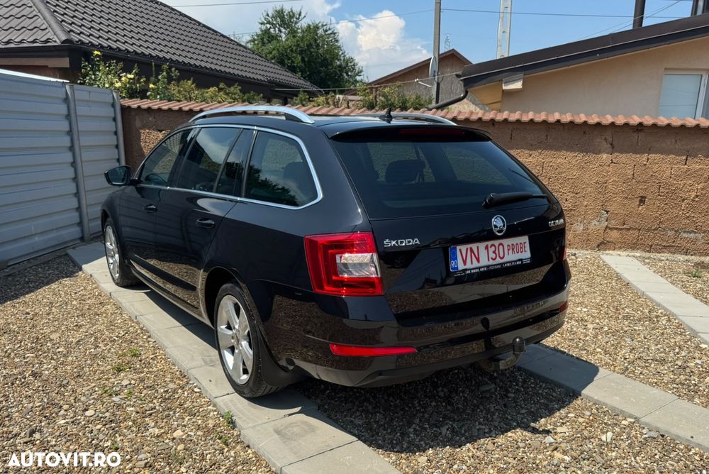 Skoda Octavia 2.0 TDI ELEGANCE DSG - 6
