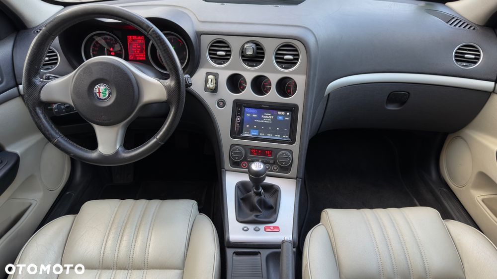 Alfa Romeo 159 1.9 JTDM 16V DPF Distinctive - 19