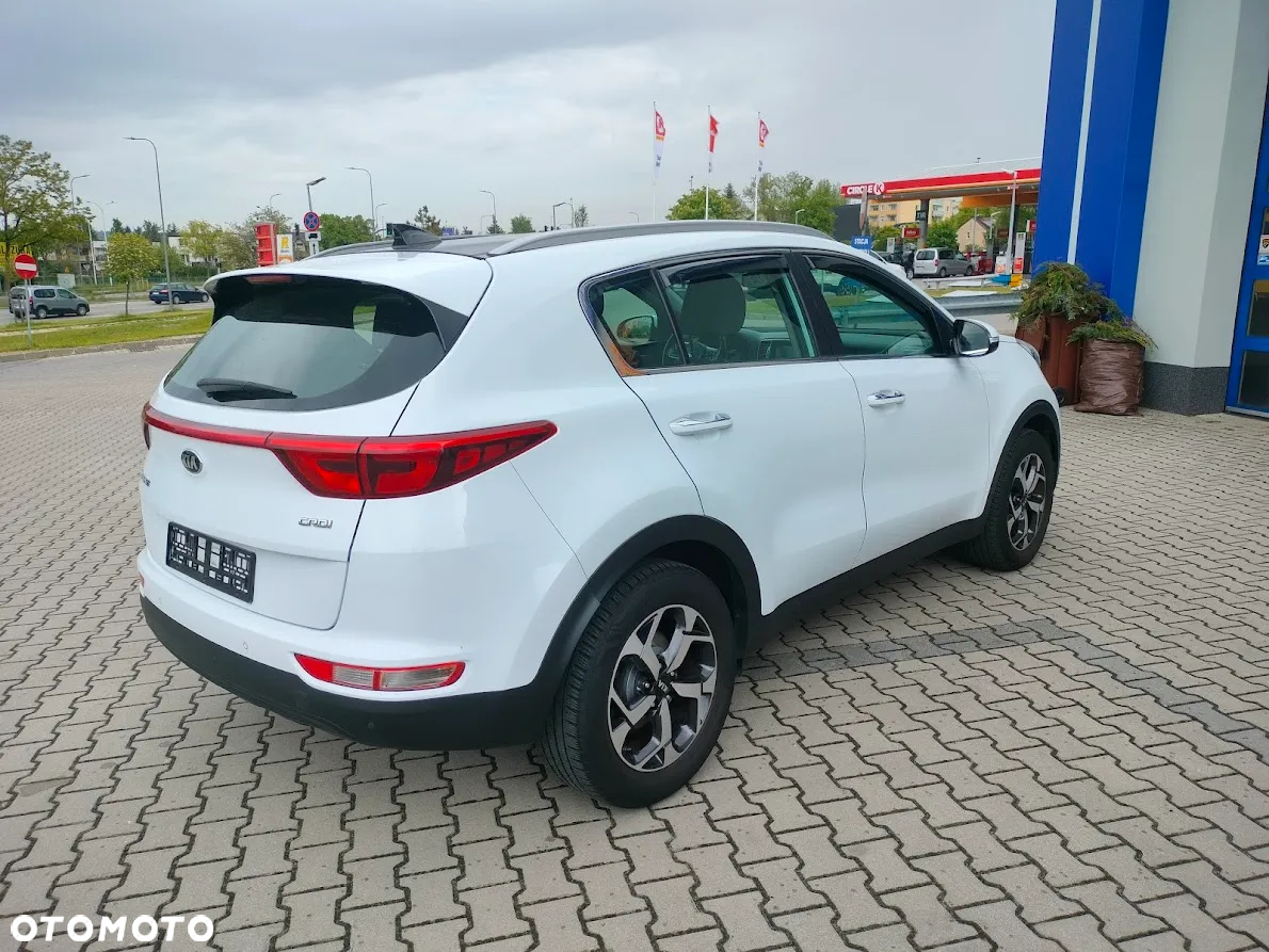 Kia Sportage 1.7 CRDI 2WD Dream-Team Edition - 6