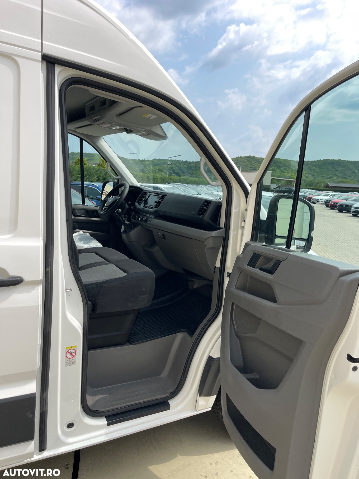 Volkswagen CRAFTER  L3H2  TRACTIUNE SPATE - 20