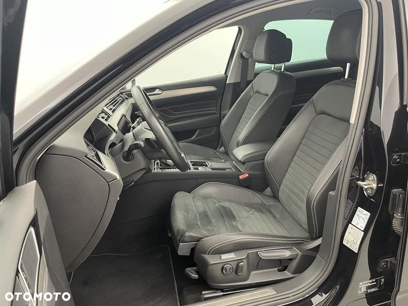 Volkswagen Passat - 17