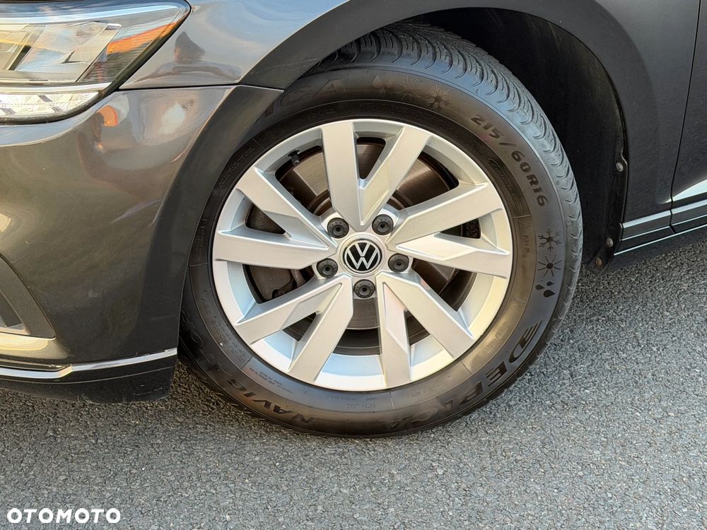 Volkswagen Passat 1.5 TSI EVO Business DSG - 31