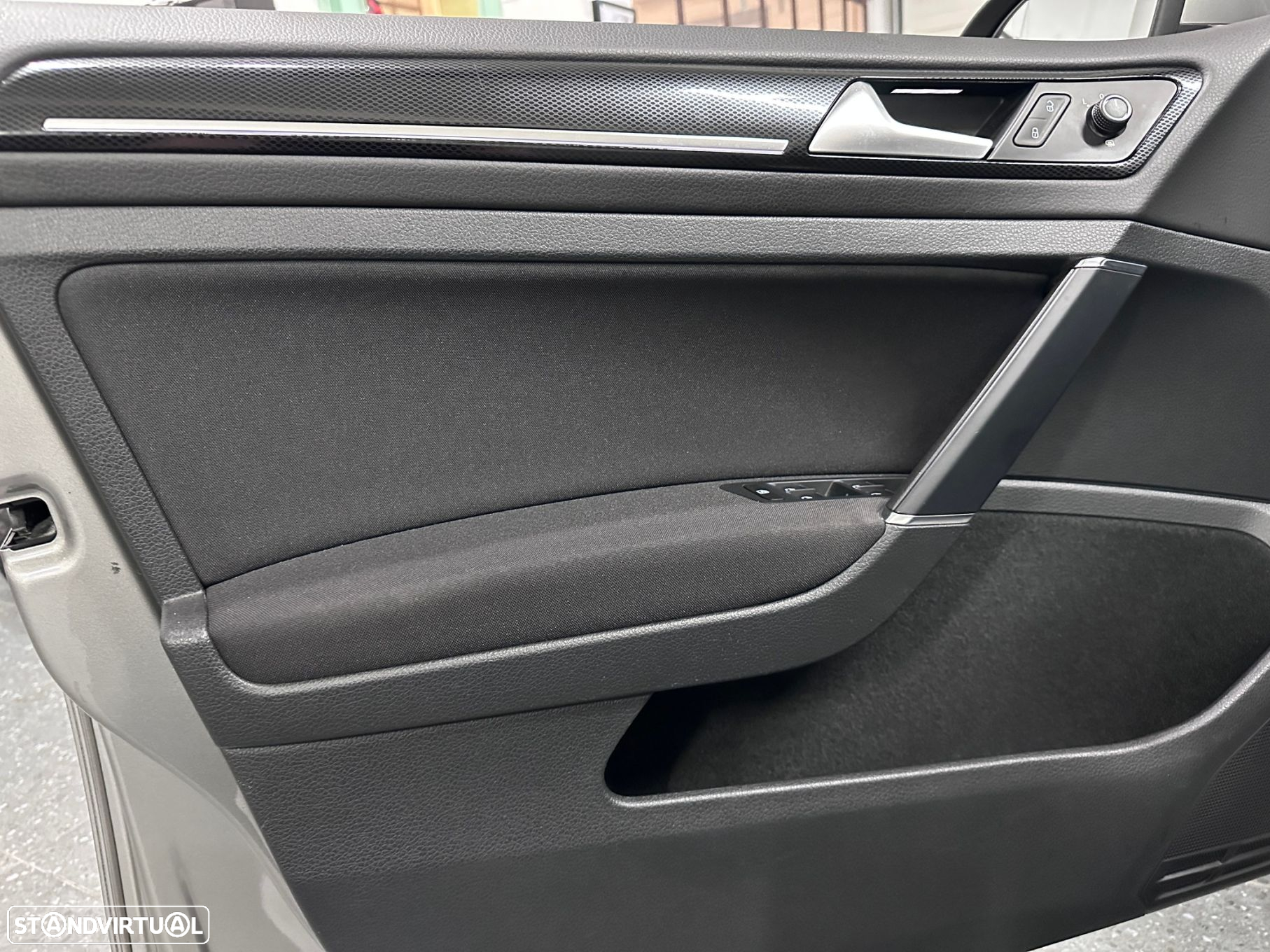 VW Golf 1.6 TDi Highline - 4