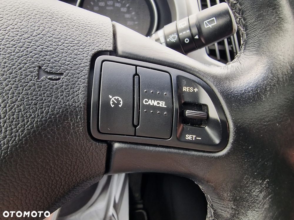 Kia Sportage 2.0 CRDI 184 AWD Platinum Edition - 38