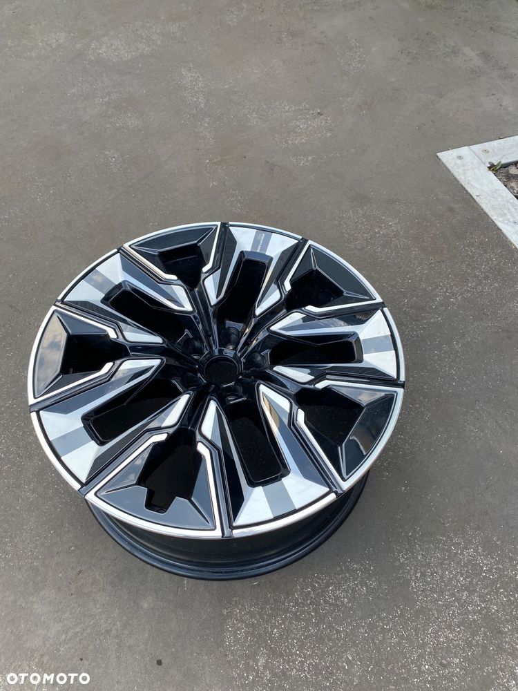 BMW 7 G70 i7 G70 X3 G45 STYLING 910i INDIVIDUAL 5A6F119 ORYGINALNA ! felga aluminiowa 21 cali 21” 9x21 ET24 5x112 9Jx21 ET 24 186139  03269 - 6