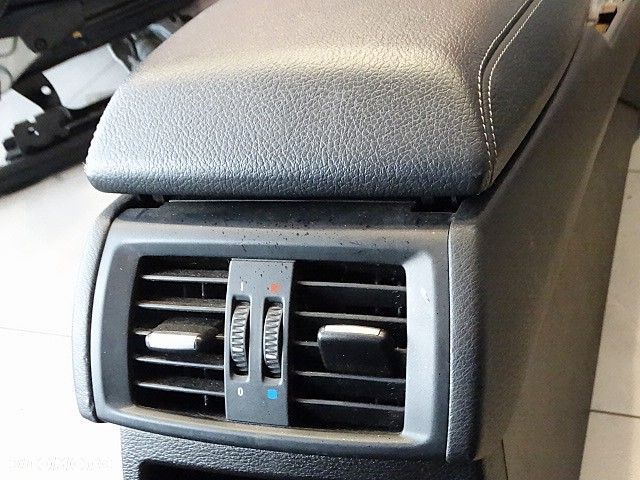 X3 F25 Euro Skóra Nevada Ambiente Grzane Pompowane Fotele Rolety Pamięć Przeszycia Podłokietnik Boczki Podświetlane Wiązki - 9