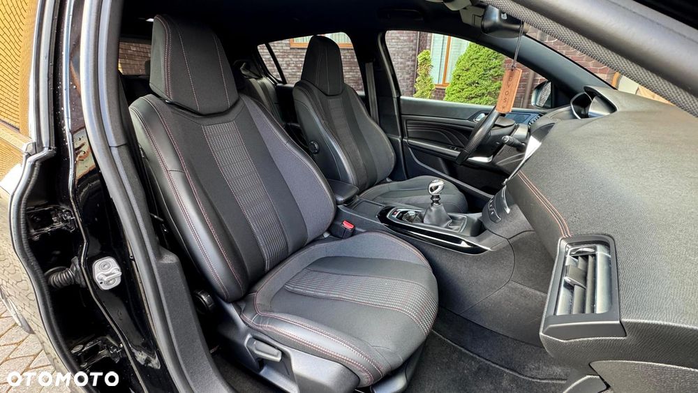 Peugeot 308 BlueHDi FAP 150 Stop&Start GT-Line Edition - 25