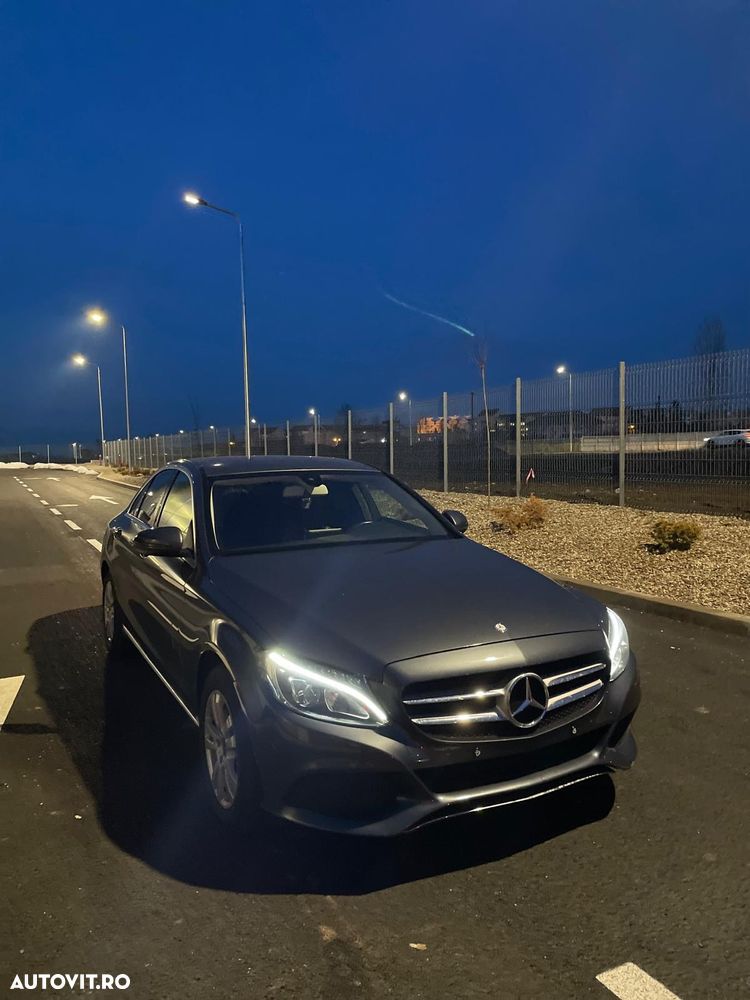 Mercedes-Benz C - 14