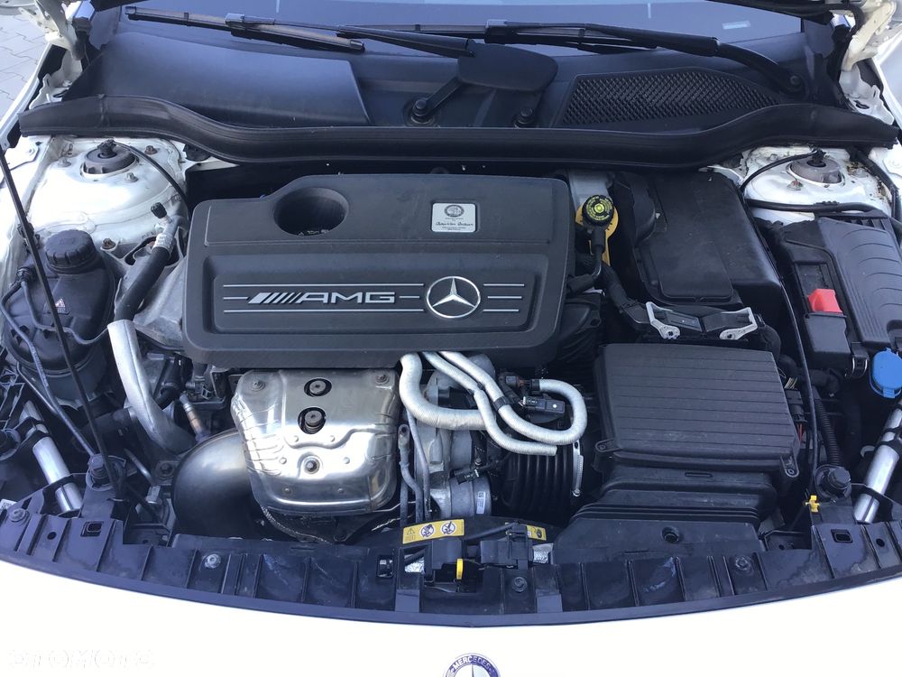 Mercedes-Benz GLA AMG 45 4Matic AMG Speedshift 7G-DCT AMG Night Edition - 33