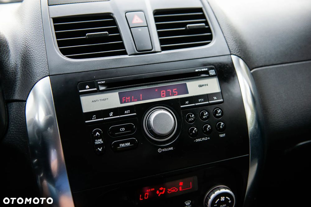 Fiat Sedici 2.0 Multijet DPF 4x2 Emotion - 25