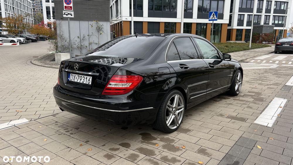 Mercedes-Benz Klasa C 180 BlueEFFICIENCY 7G-TRONIC Avantgarde - 7