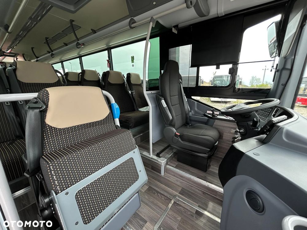 Iveco Crossway - 17