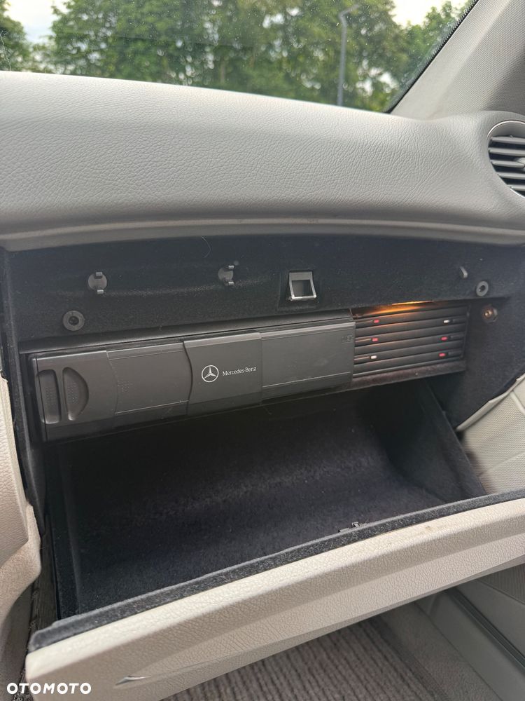 Mercedes-Benz CLK 320 - 13