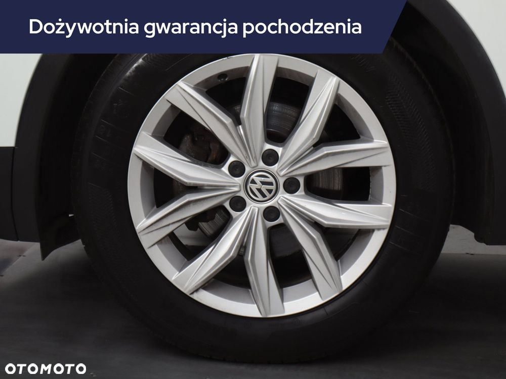 Volkswagen Tiguan - 17