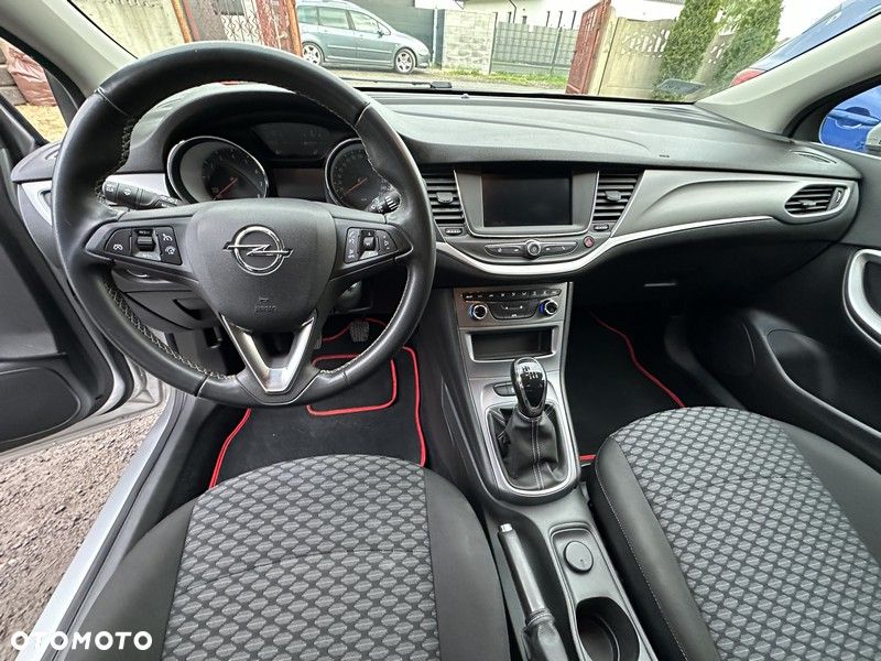 Opel Astra 1.2 T Elegance S&S - 20