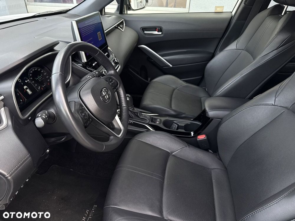 Toyota Corolla Cross 2.0 Hybrid Premiere Edition AWD - 17