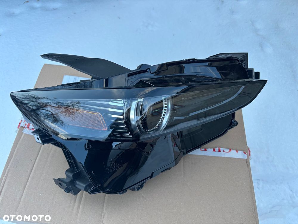 Pas przedni Mazda CX30/3 BP - 19