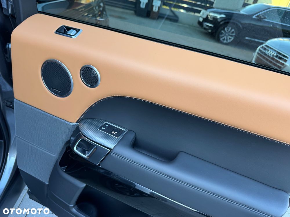 Land Rover Range Rover Sport S 3.0 D HSE Dynamic Stealth - 29