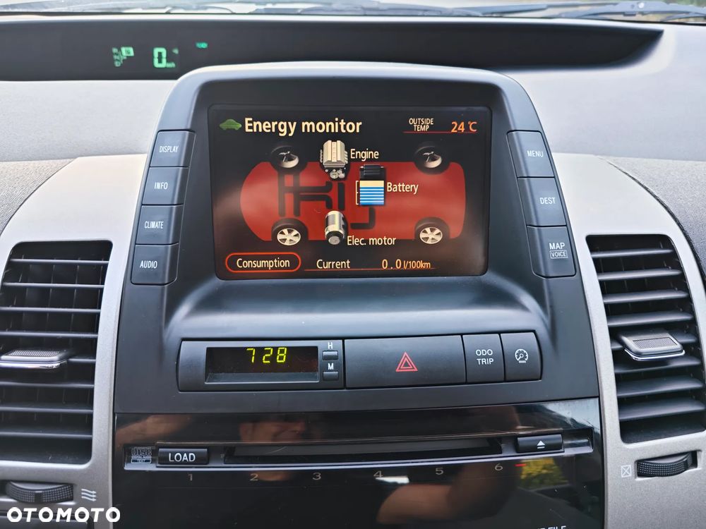 Toyota Prius 1.5 VVT-i Sol - 26