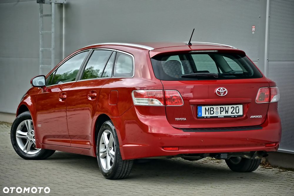 Toyota Avensis 1.8 Premium EU5 MS - 15