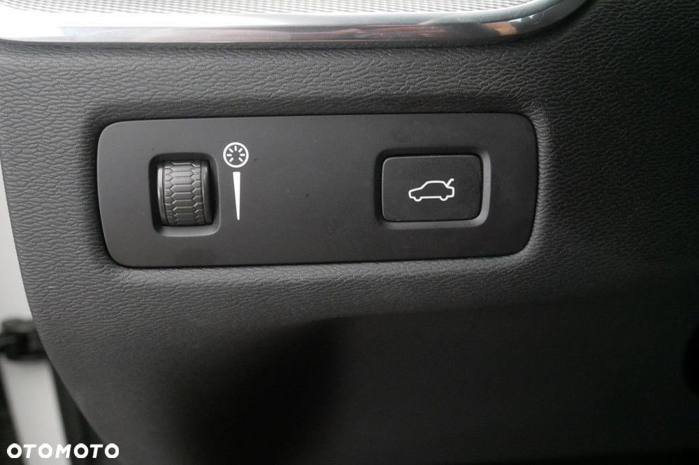 Volvo XC 60 - 18