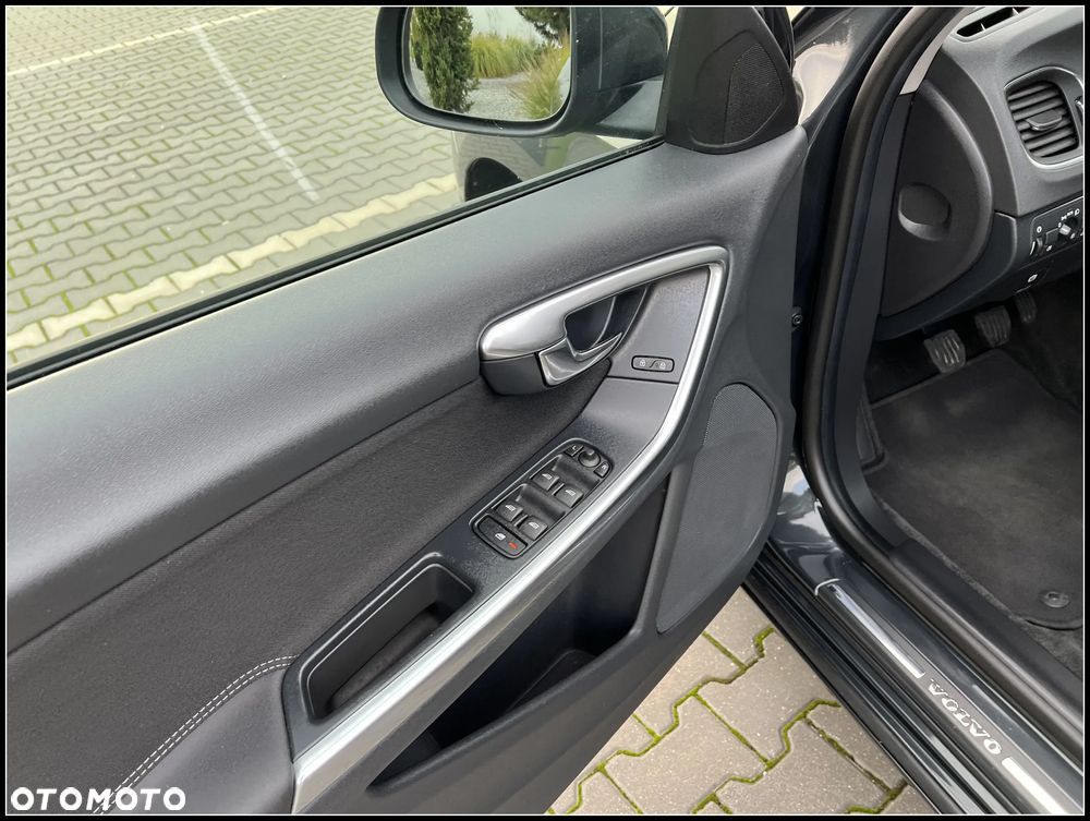 Volvo V60 - 14