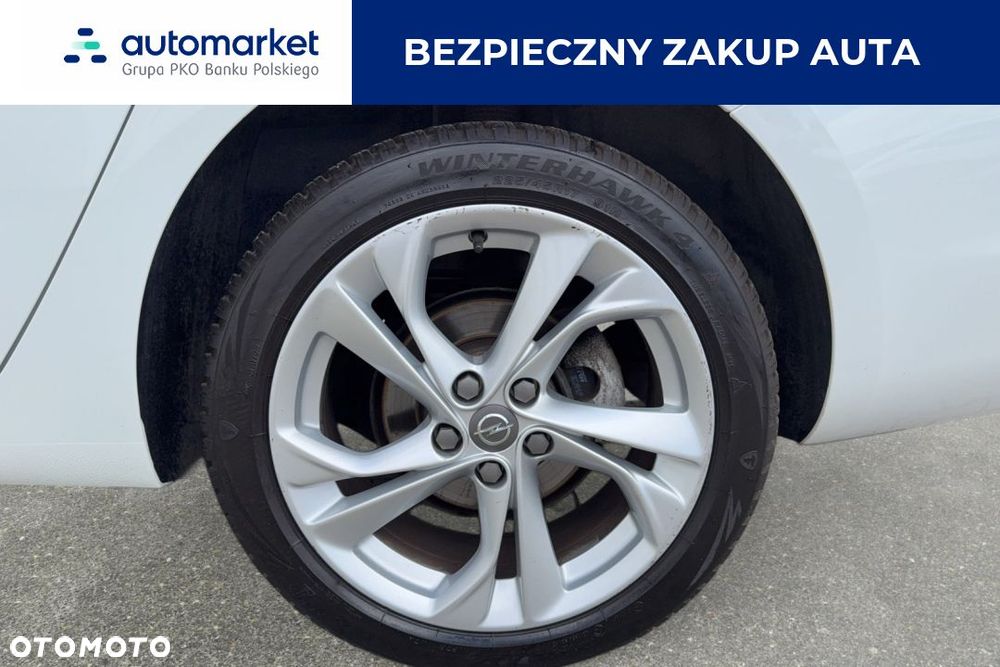 Opel Astra 1.2 T Elegance S&S - 9