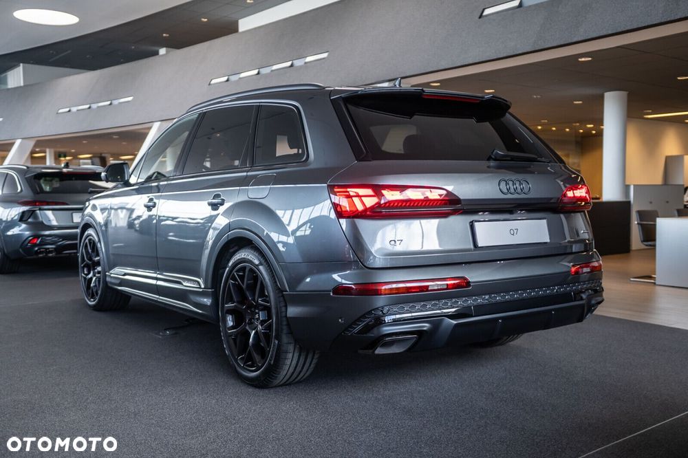 Audi Q7 - 4