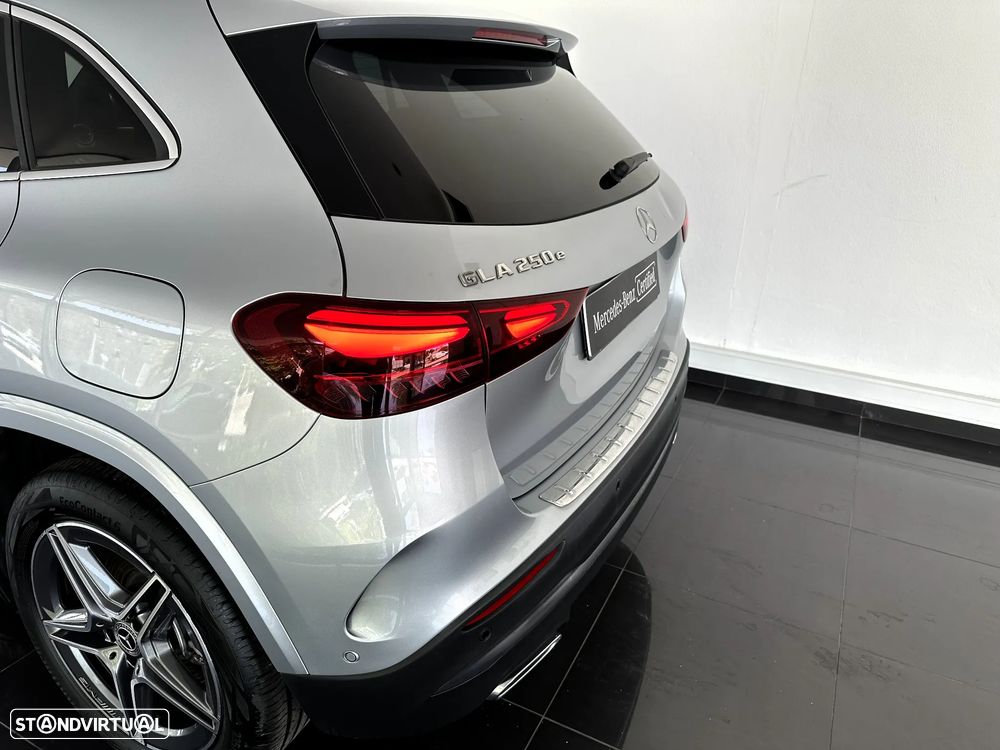 Mercedes-Benz GLA 250 e AMG Line - 5