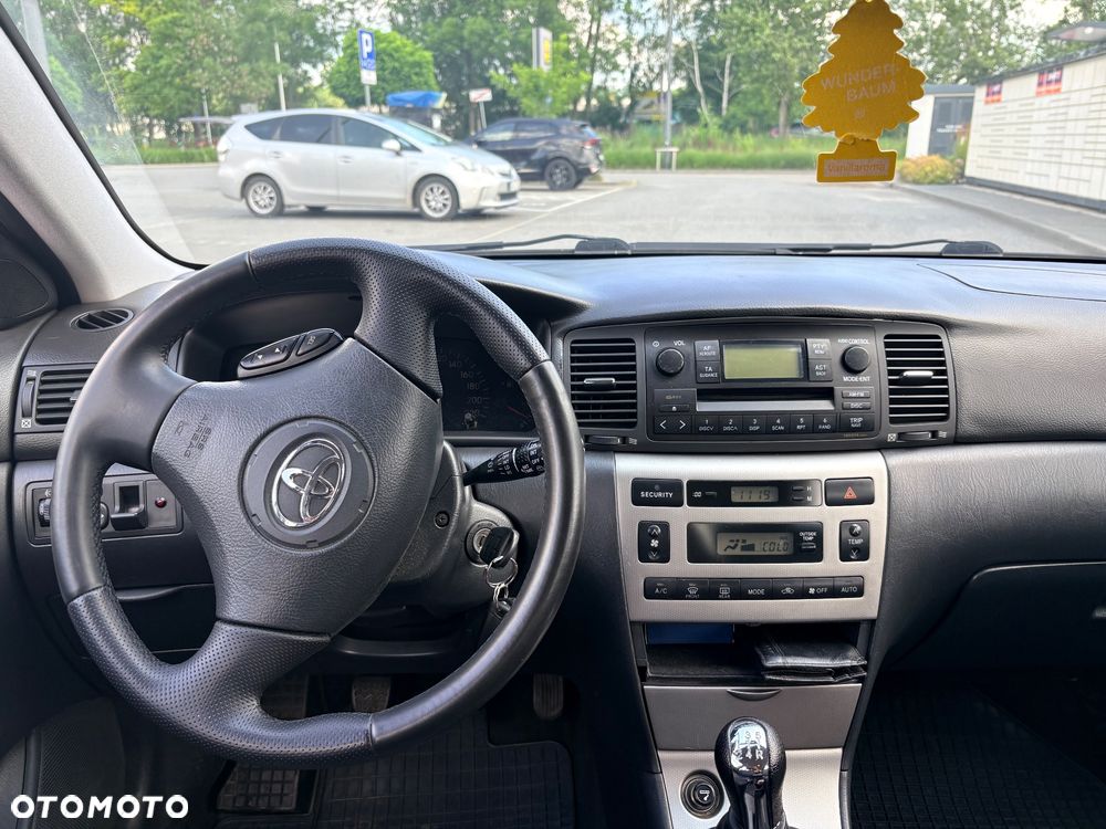 Toyota Corolla 1.6 VVT-i Sol (air6) - 10