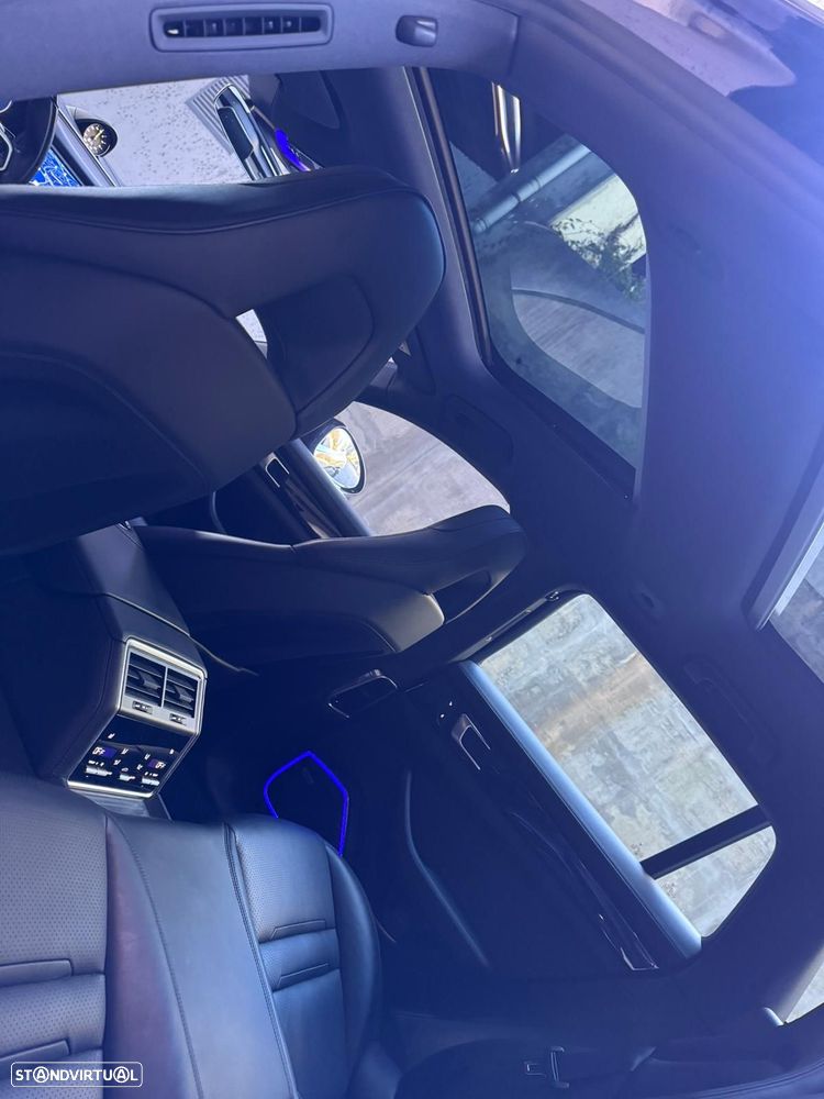 Porsche Panamera Sport Turismo 4S E-Hybrid - 12