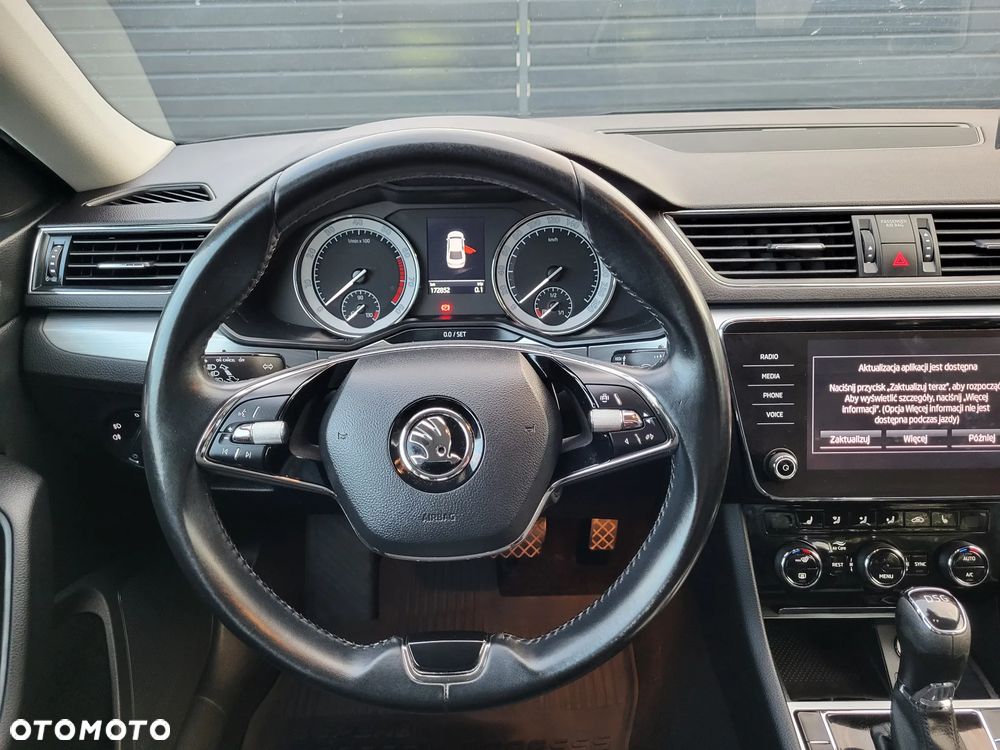 Skoda Superb 1.5 TSI Ambition DSG - 31