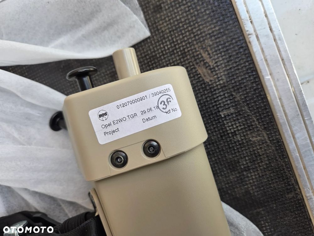 Roleta bagażnika siatka Opel Insignia B Sports Tourer 39040255 Siatka działowa Bagażnika - 3