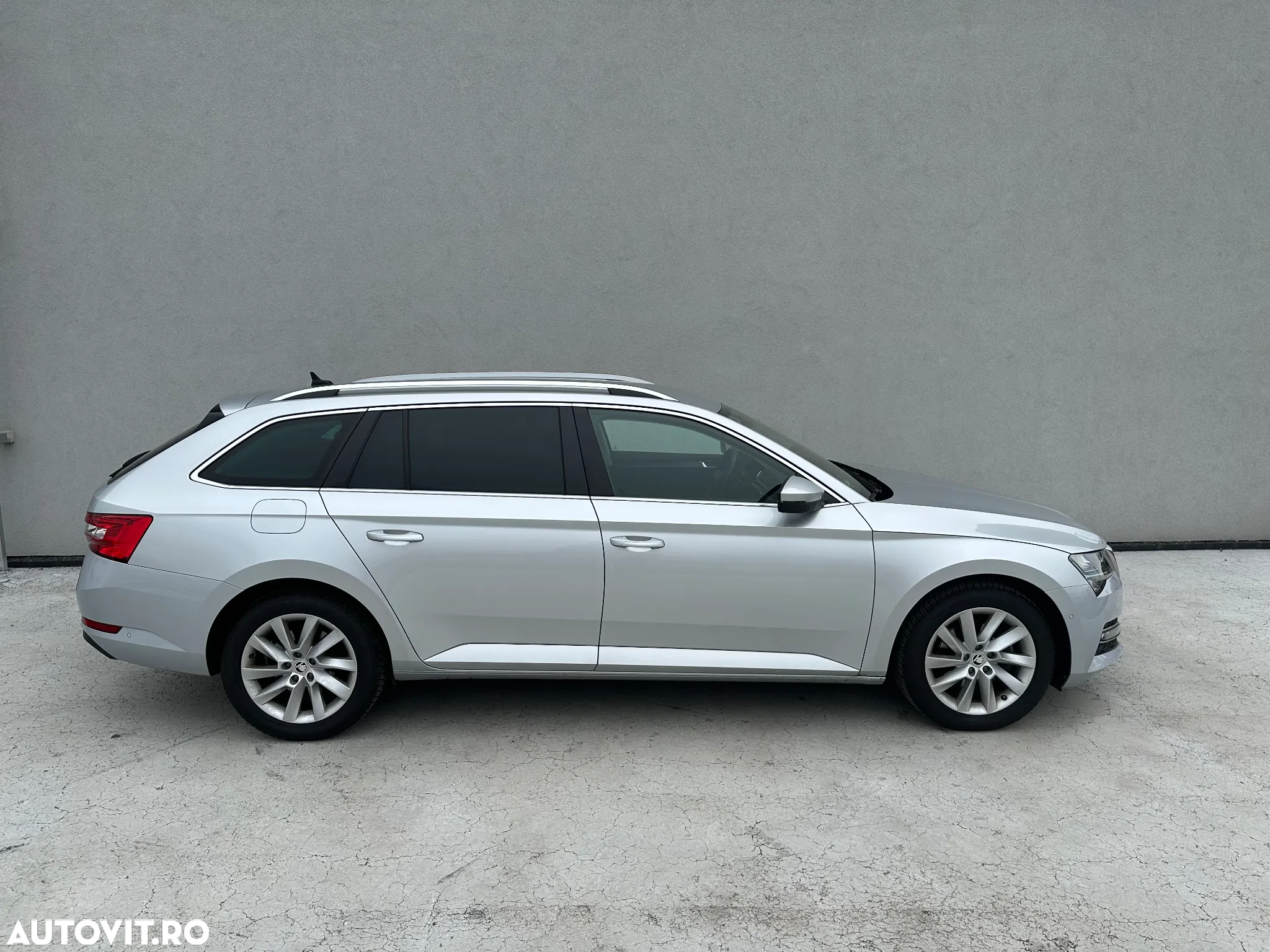 Skoda Superb Combi 2.0 TDI 4X4 DSG Style - 7