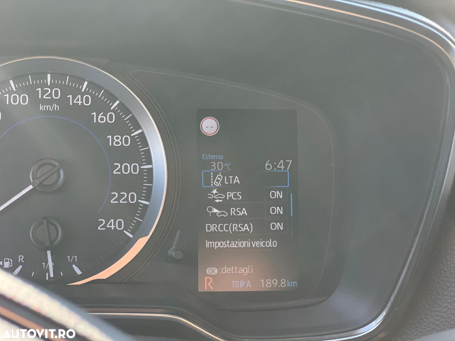 Toyota Corolla TS 1.8 HSD Dynamic - 24
