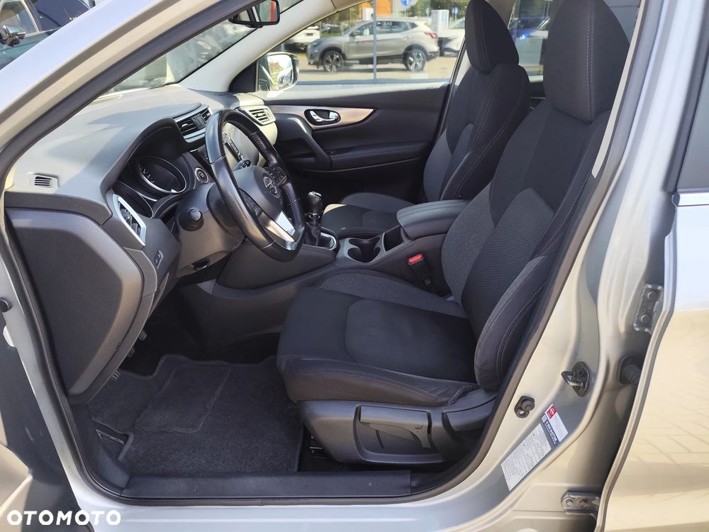 Nissan Qashqai 1.3 DIG-T N-Connecta - 12