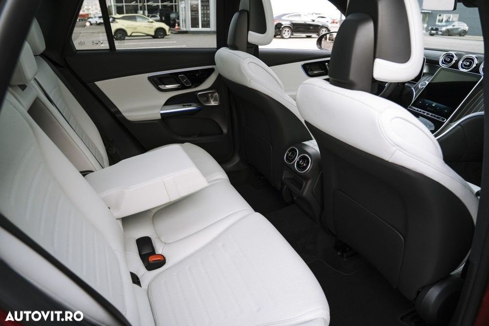 Mercedes-Benz GLC - 31