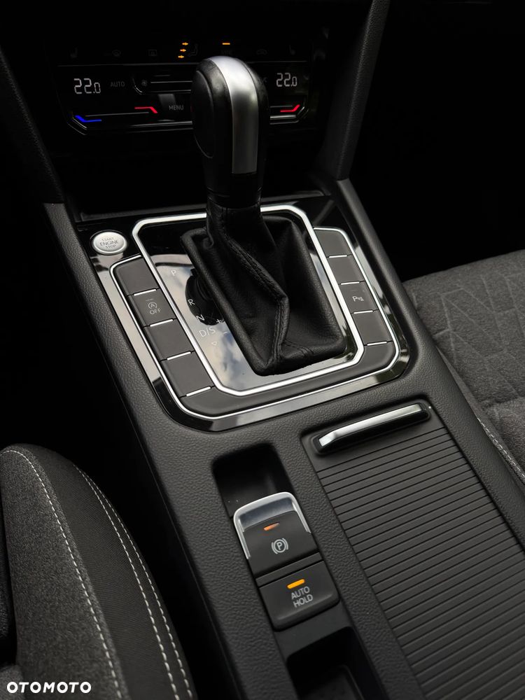 Volkswagen Passat 1.5 TSI EVO Business DSG - 21