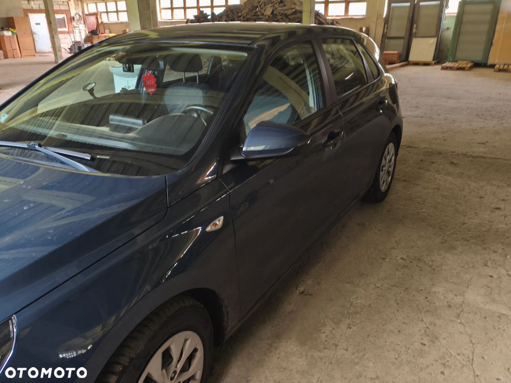 Hyundai i30 1.5 DPI Classic + - 3