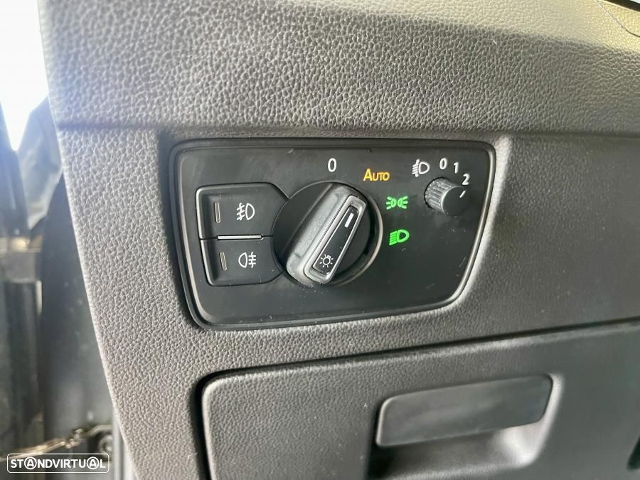 VW Passat 1.6 TDI BlueMotion - 14