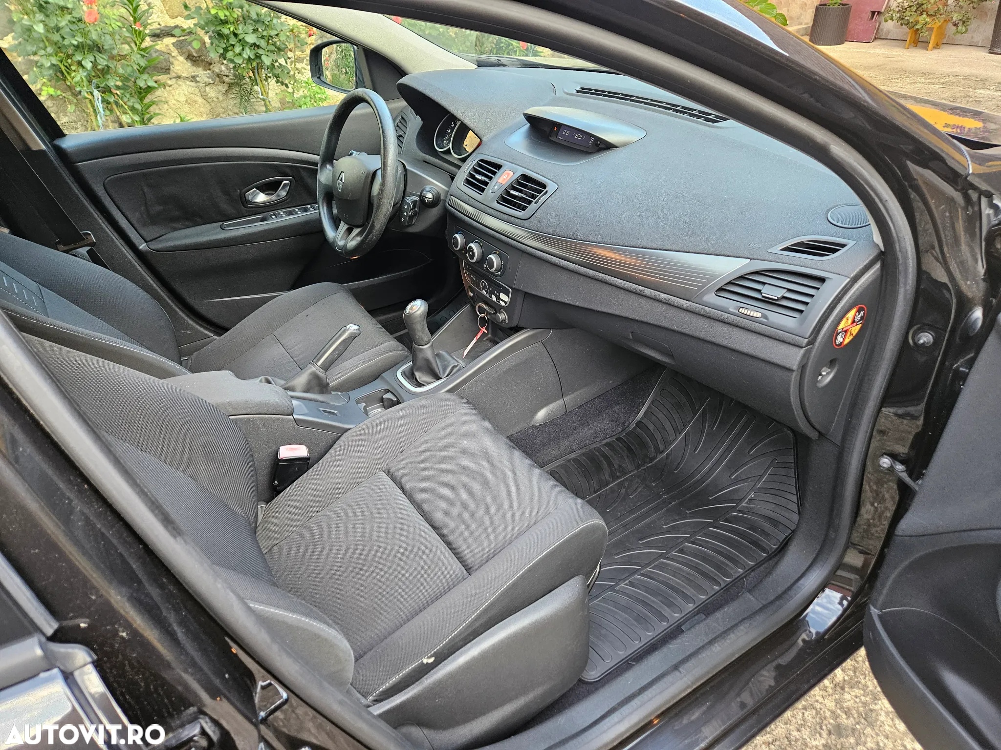 Renault Megane 1.6 Dynamique - 5